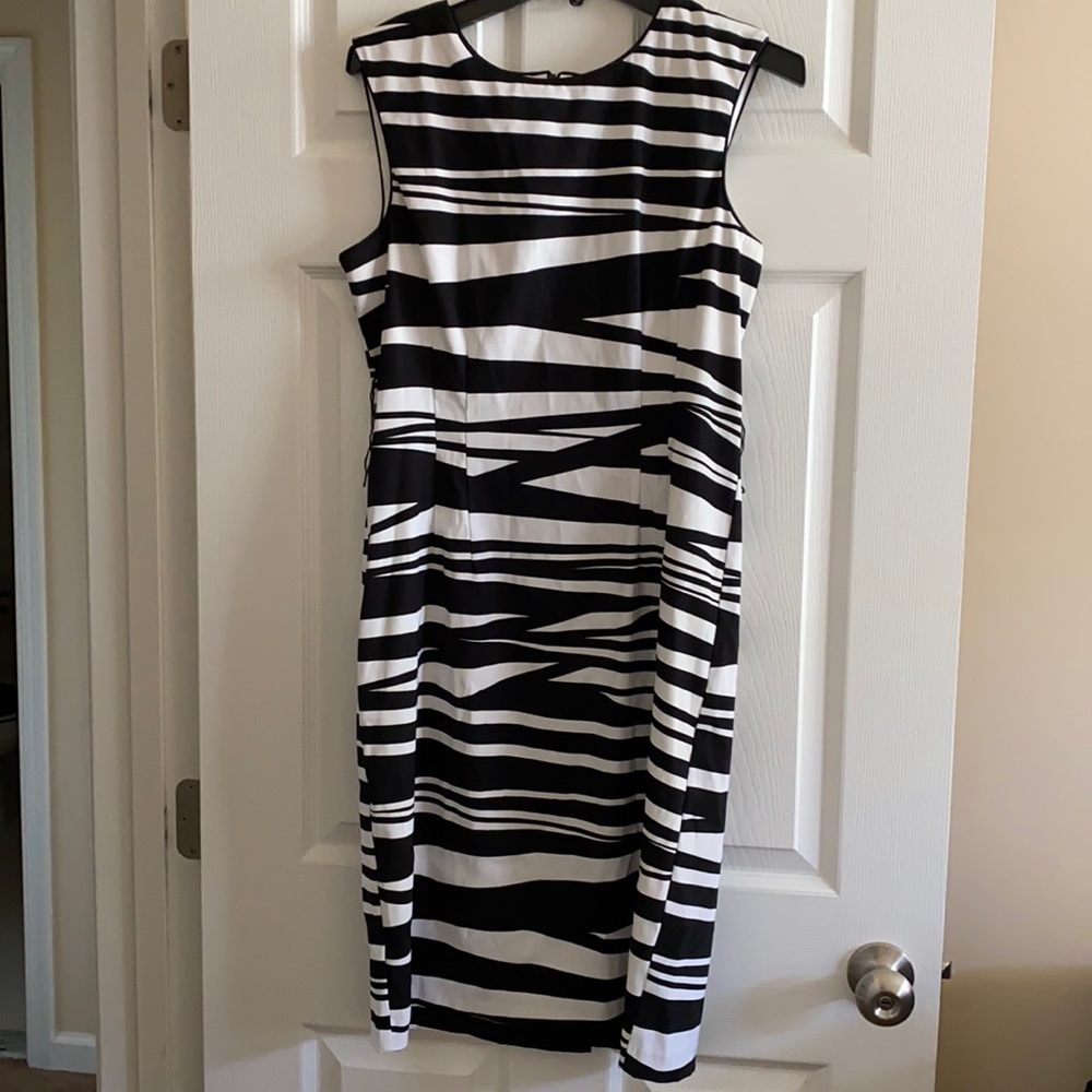 Bisou bisou size 12 black and white dress